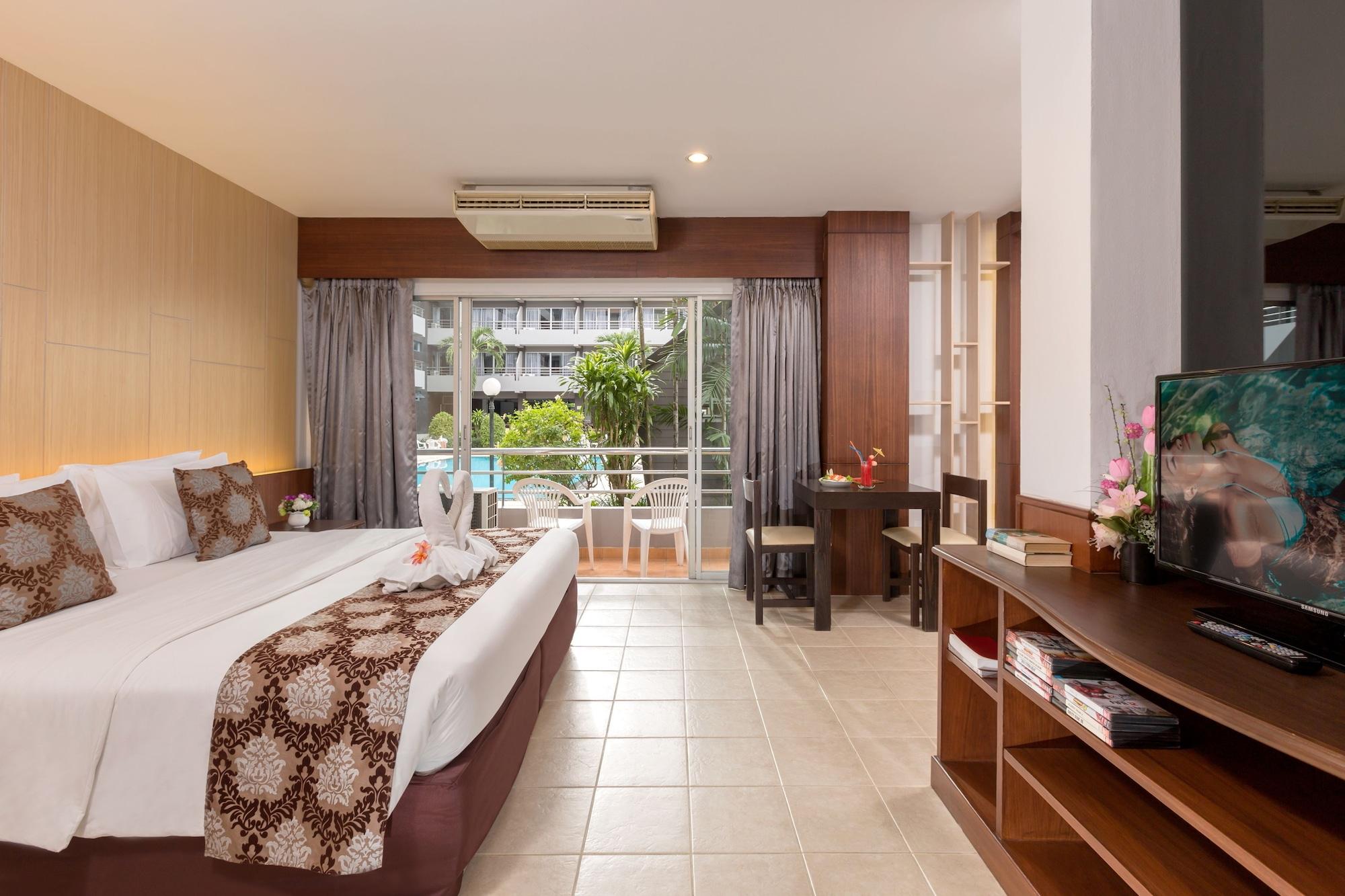 The Holiday Resort Pattaya Extérieur photo